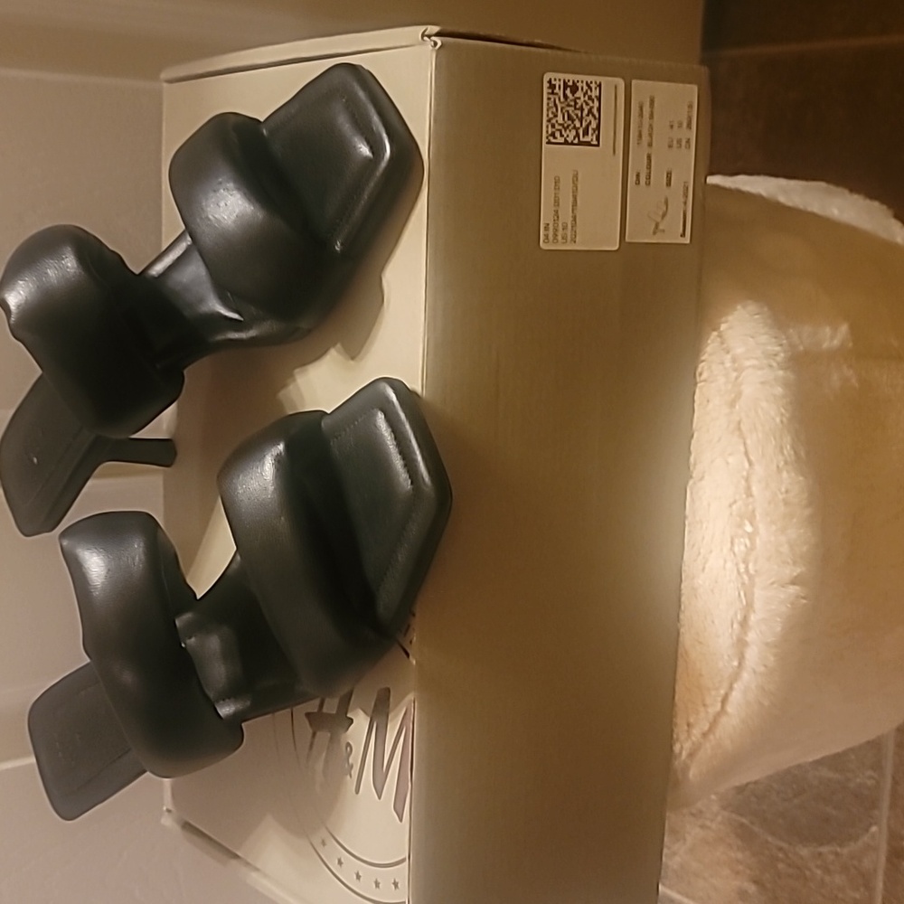 H&M Double strap low heels